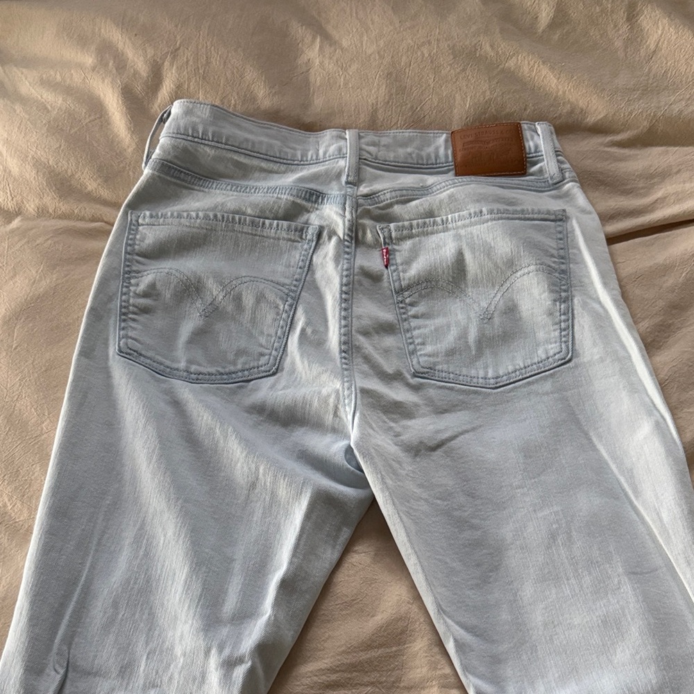 Levi’s Mile High Supper Skinny Light Wash Jeans - Picture 2 of 6